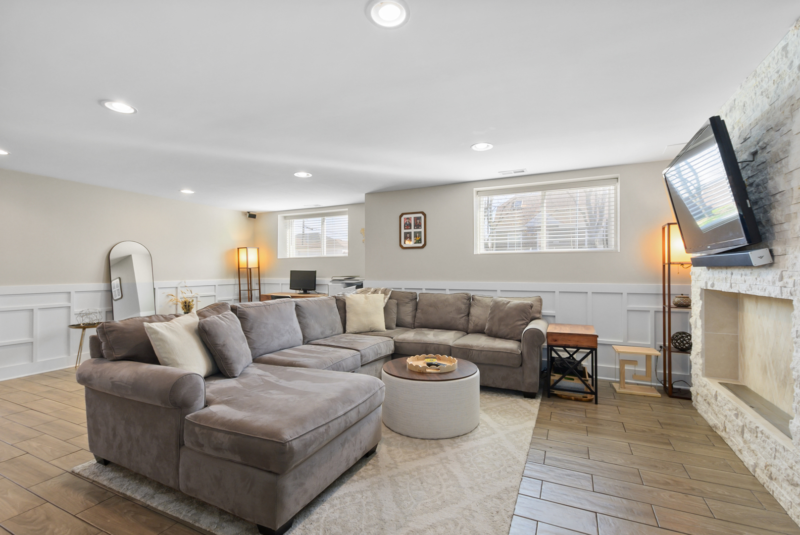 10459 South Troy Street Chicago IL 60655