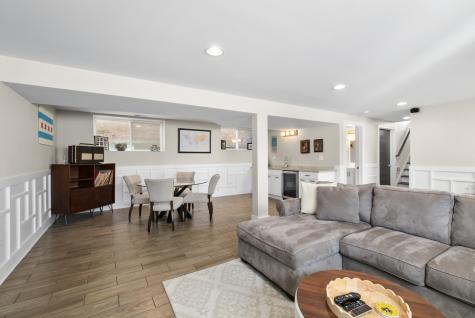 10459 South Troy Street Chicago IL 60655