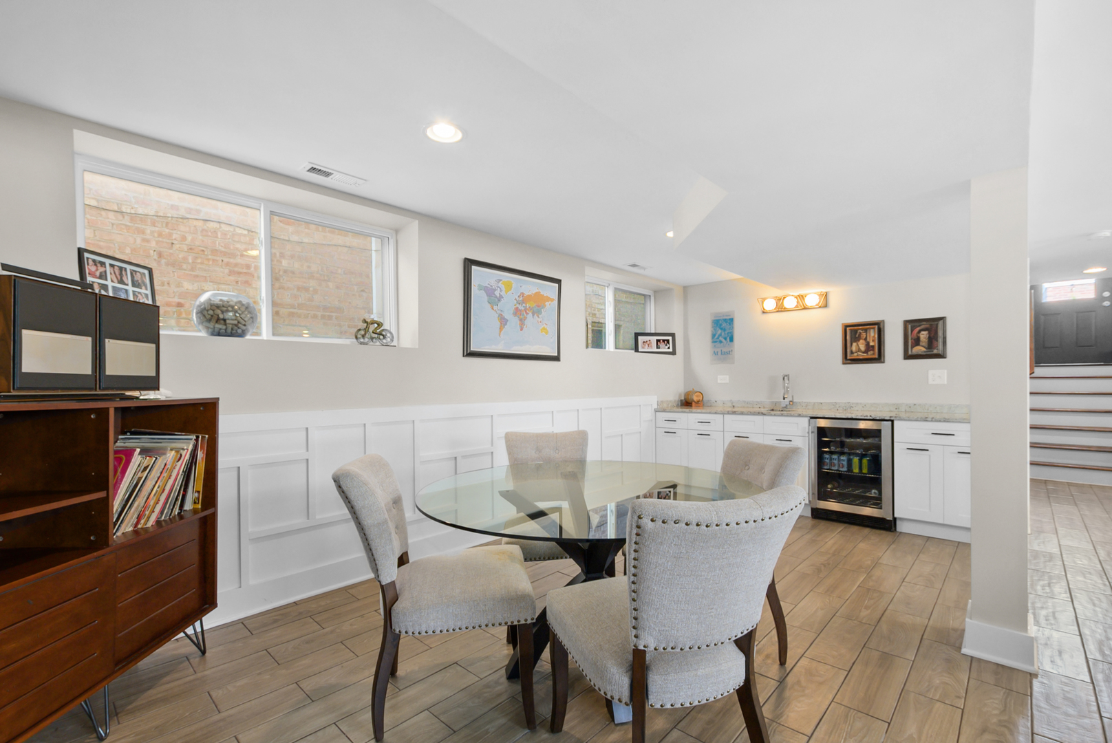 10459 South Troy Street Chicago IL 60655