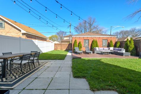 10459 South Troy Street Chicago IL 60655