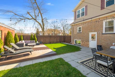 10459 South Troy Street Chicago IL 60655