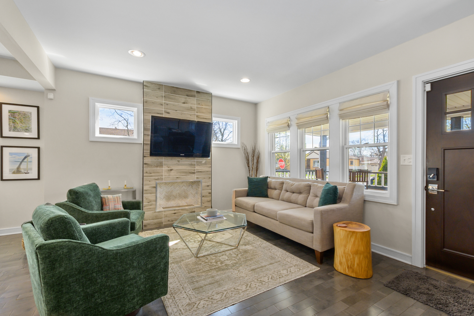 10459 South Troy Street Chicago IL 60655