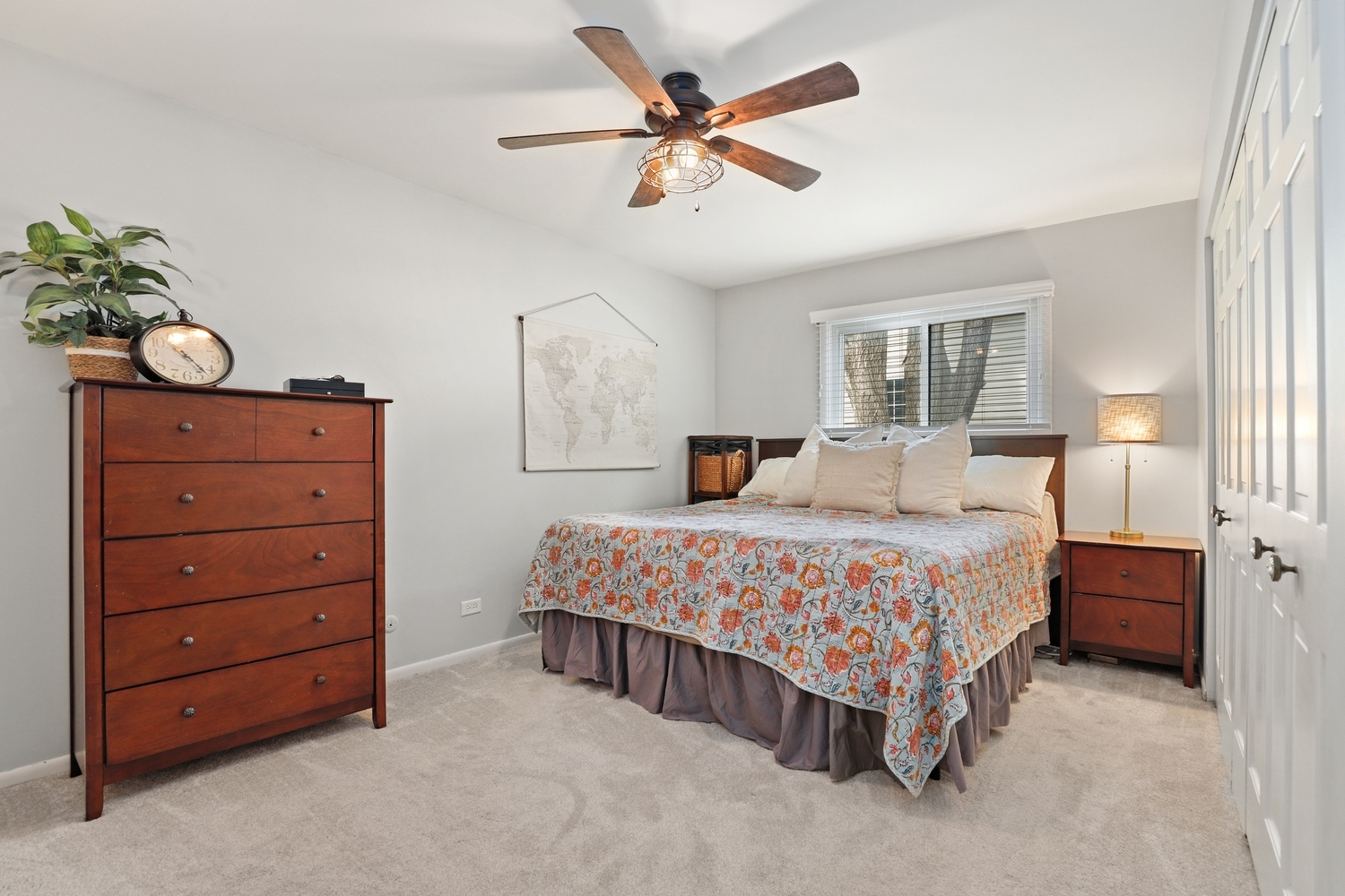 16 South Birchwood Drive Naperville IL 60540
