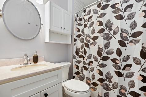 16 South Birchwood Drive Naperville IL 60540
