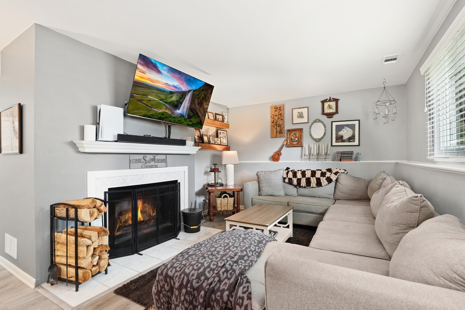 16 South Birchwood Drive Naperville IL 60540