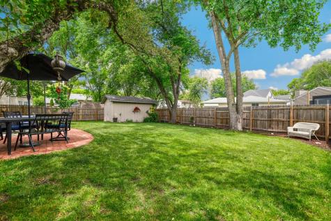 16 South Birchwood Drive Naperville IL 60540