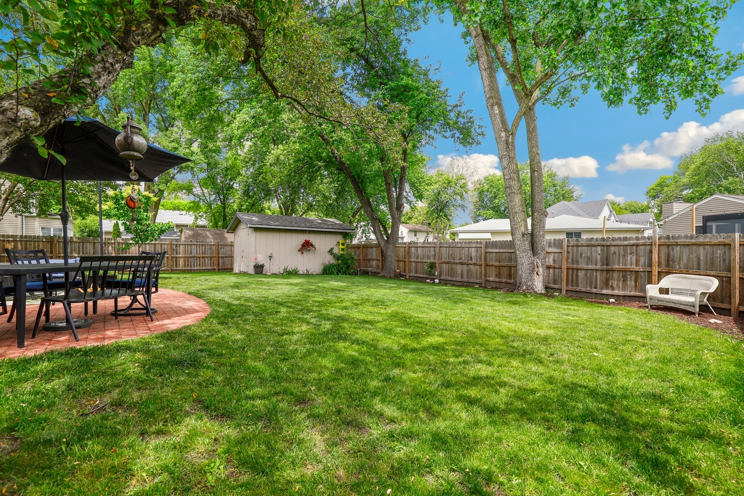 16 South Birchwood Drive Naperville IL 60540