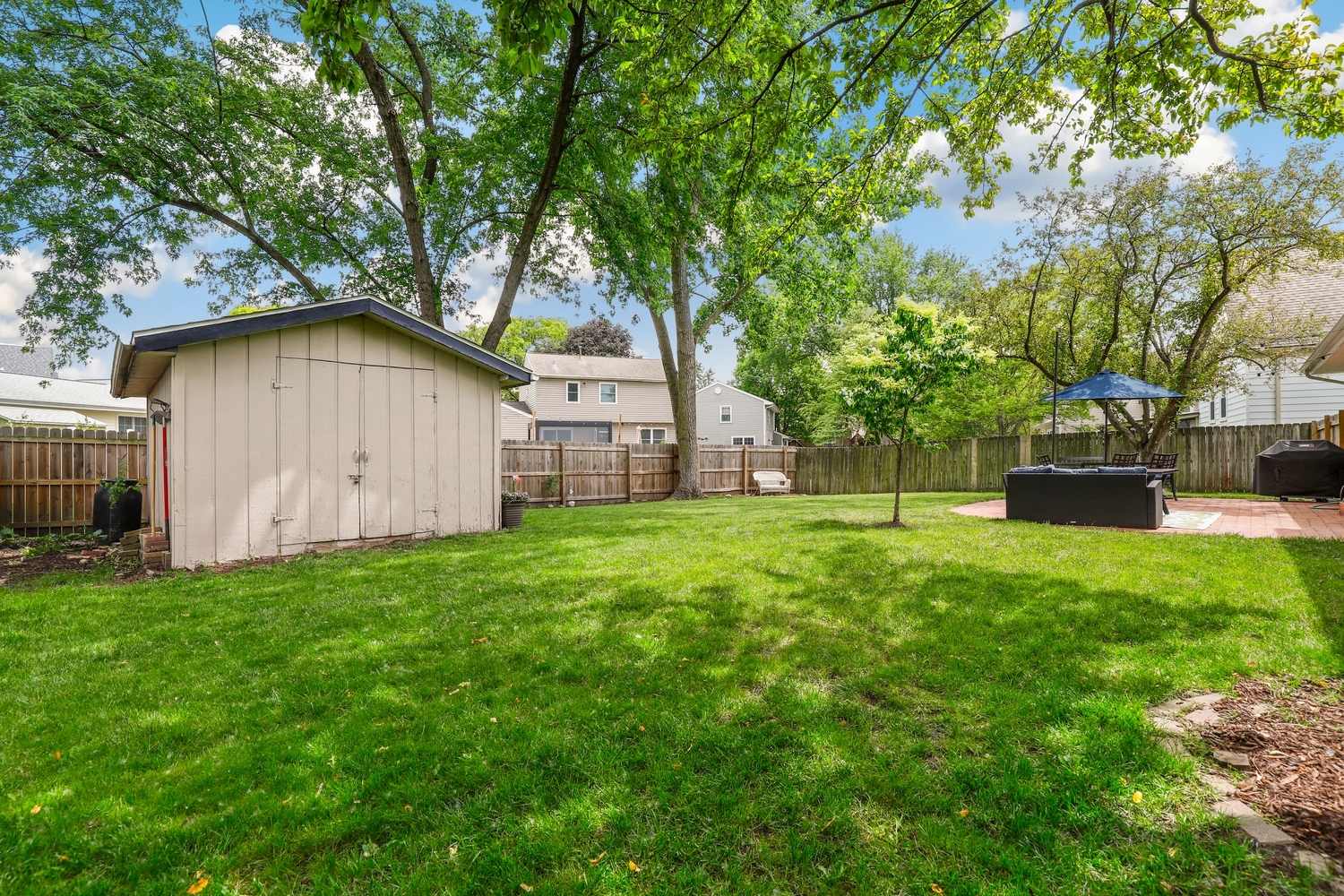 16 South Birchwood Drive Naperville IL 60540