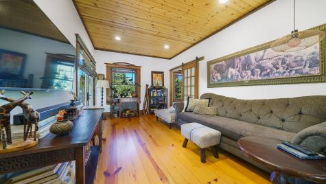 409 North State Street Franklin Grove IL 61031
