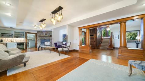409 North State Street Franklin Grove IL 61031