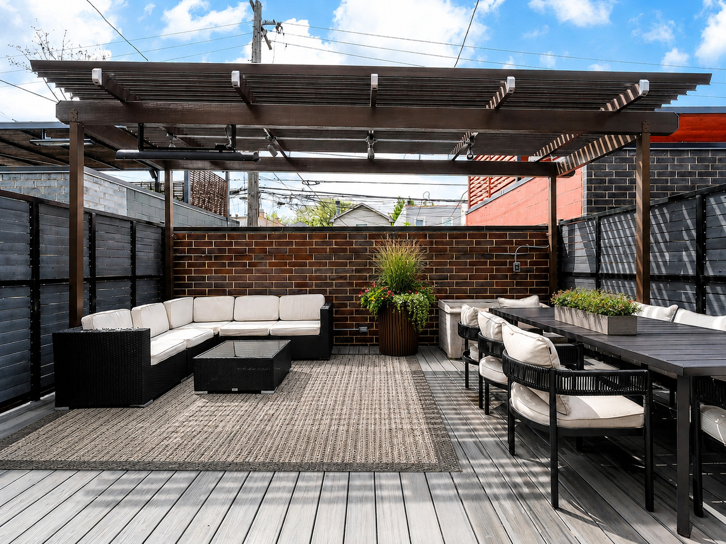 2125 West Erie Street Chicago IL 60612