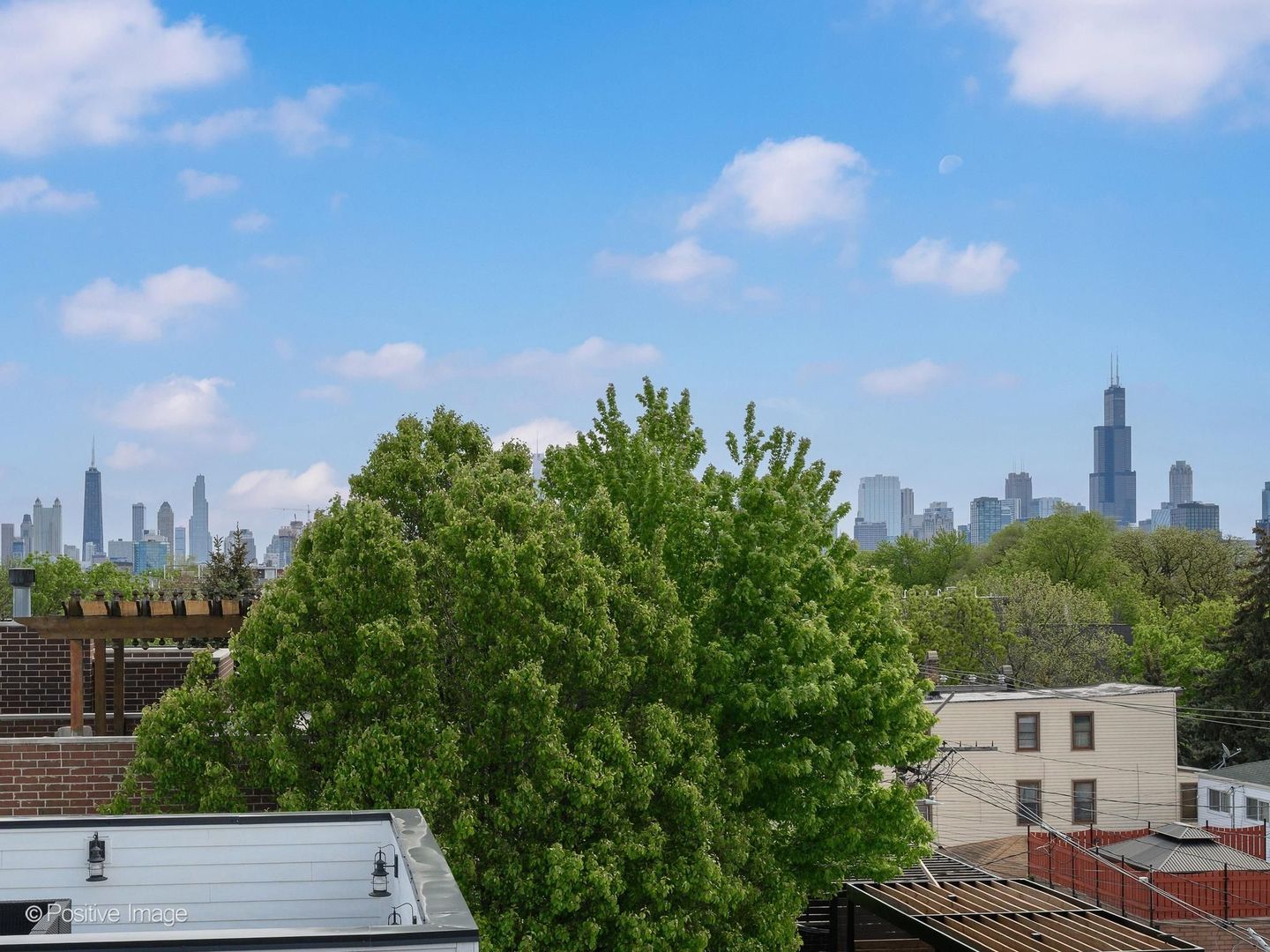 2125 West Erie Street Chicago IL 60612