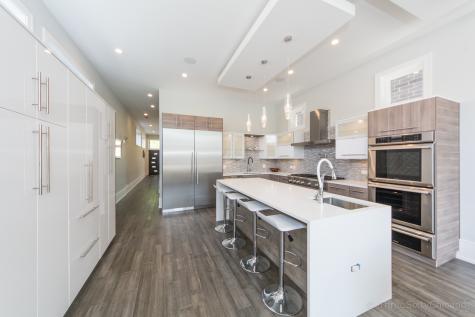 2125 West Erie Street Chicago IL 60612
