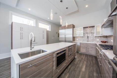 2125 West Erie Street Chicago IL 60612