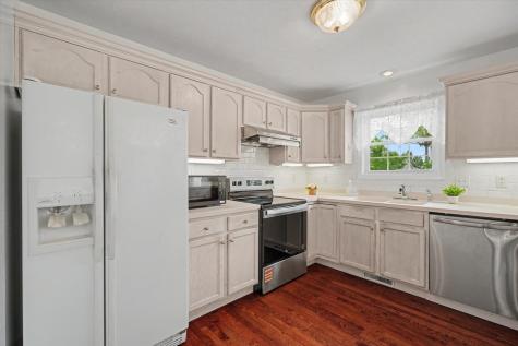 611 Buttercup Drive Savoy IL 61874