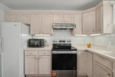 611 Buttercup Drive Savoy IL 61874
