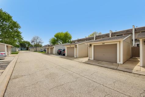 537 Pheasant Court Grayslake IL 60030