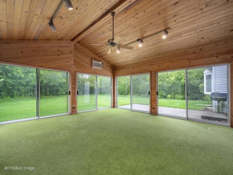 1903 Cheshire Lane Wheaton IL 60189