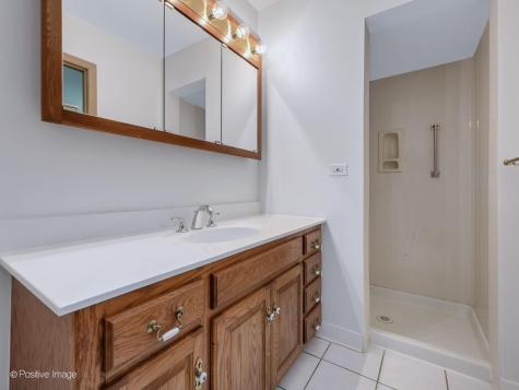1903 Cheshire Lane Wheaton IL 60189