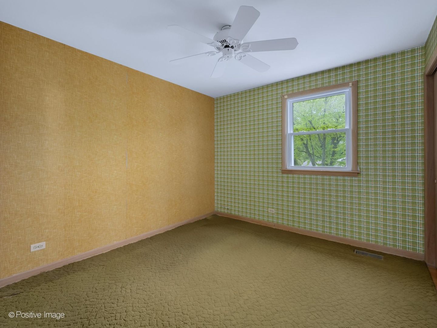 1903 Cheshire Lane Wheaton IL 60189