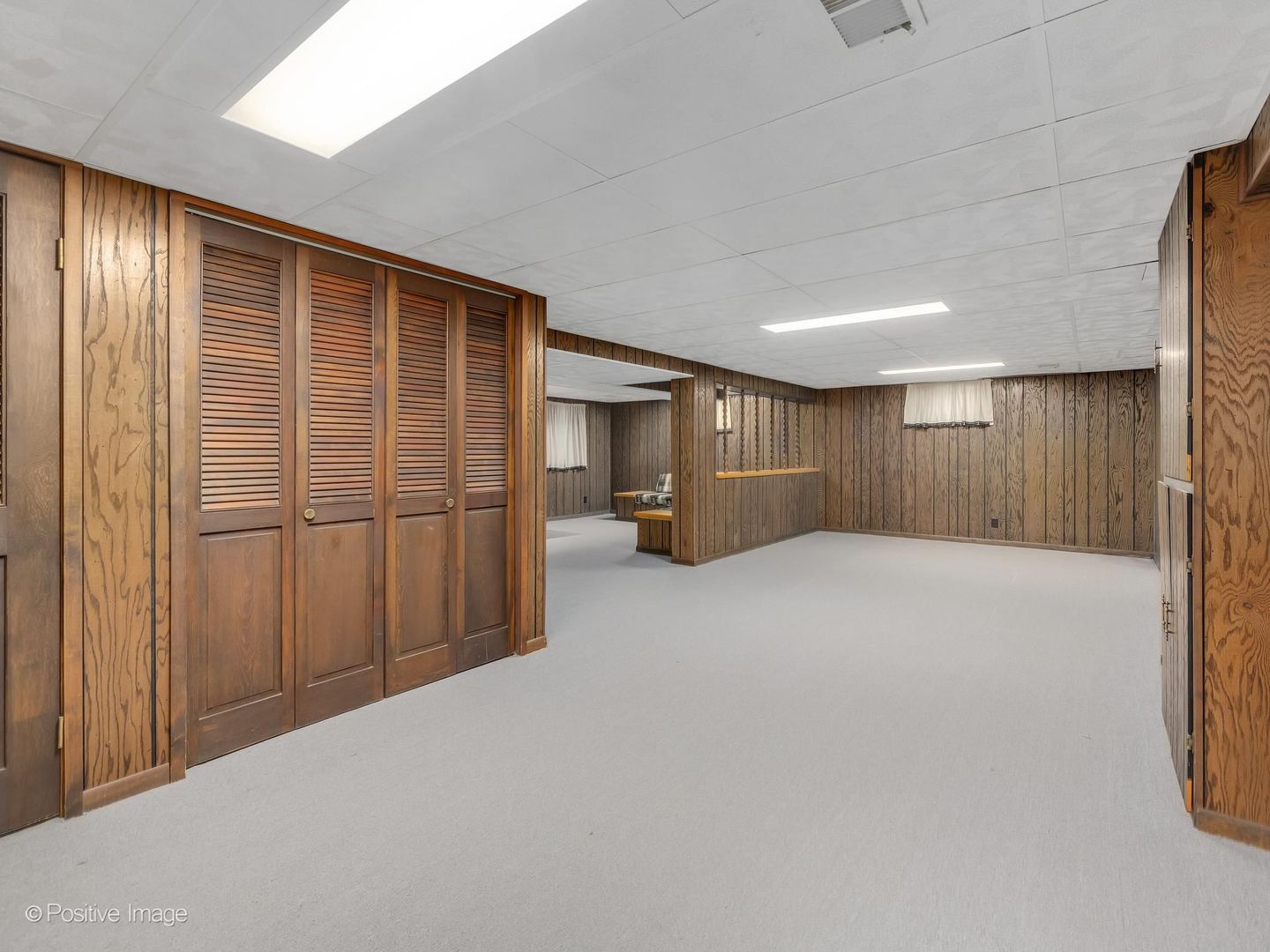 1903 Cheshire Lane Wheaton IL 60189