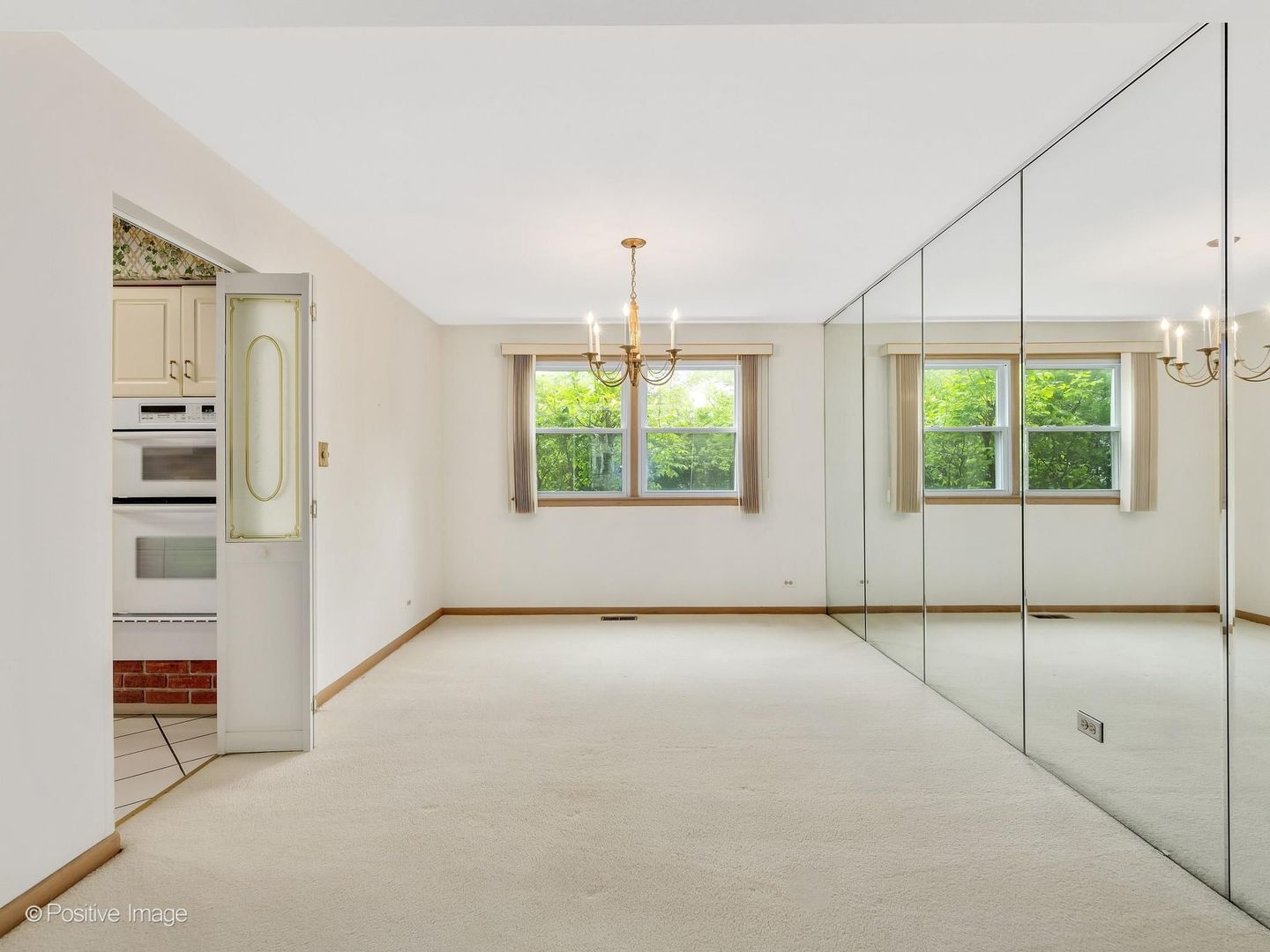 1903 Cheshire Lane Wheaton IL 60189