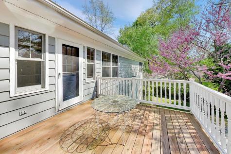 625 East Center Avenue Lake Bluff IL 60044