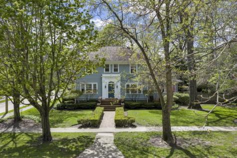 625 East Center Avenue Lake Bluff IL 60044