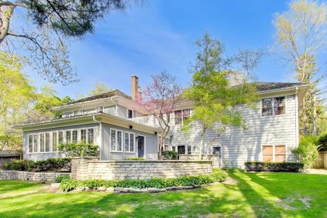 625 East Center Avenue Lake Bluff IL 60044