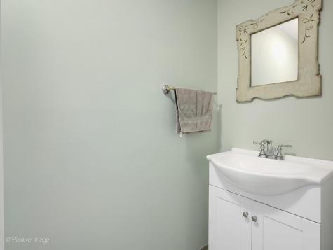 517 Renn Court Wheaton IL 60187