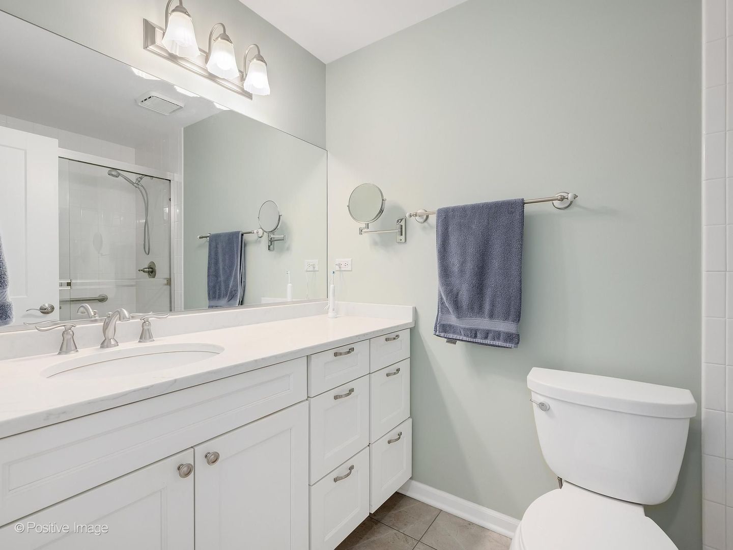 517 Renn Court Wheaton IL 60187