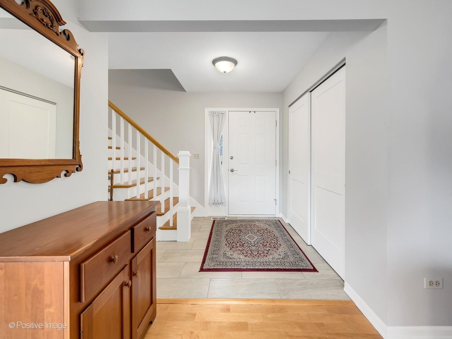517 Renn Court Wheaton IL 60187