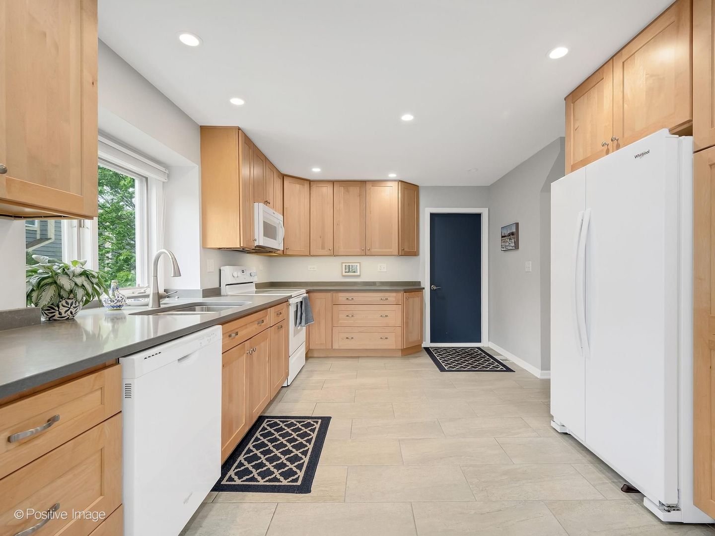 517 Renn Court Wheaton IL 60187
