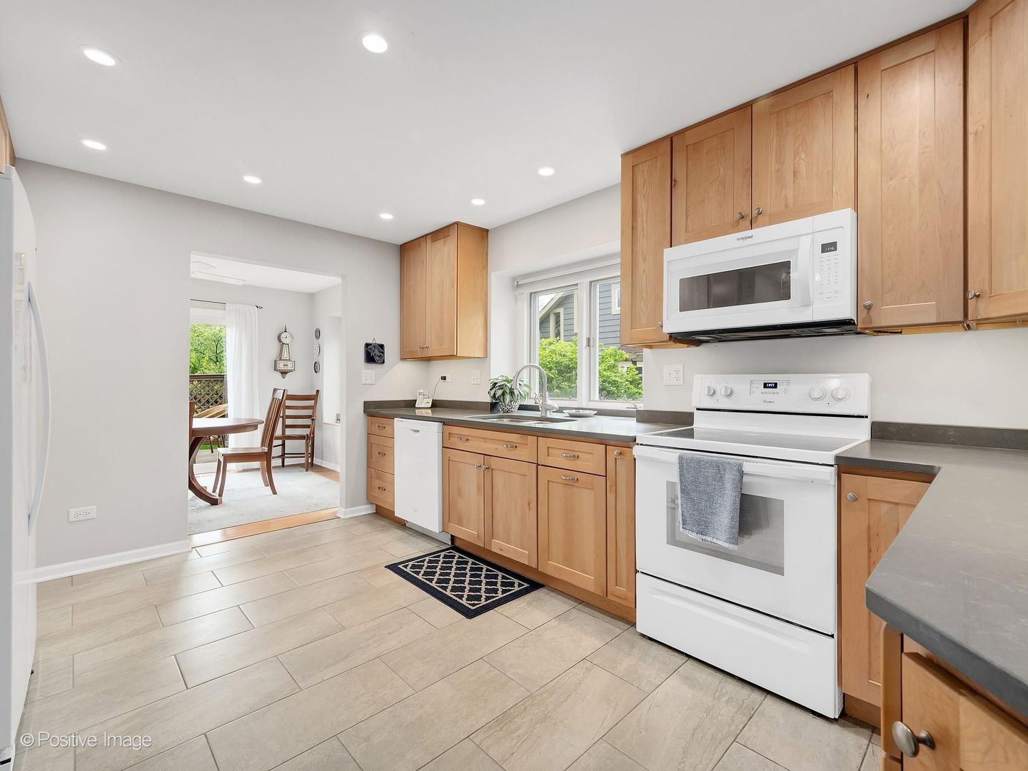 517 Renn Court Wheaton IL 60187