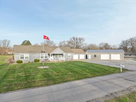 513 North 10th Street Benton IL 62812