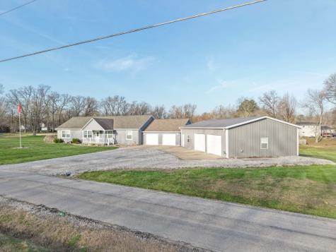 513 North 10th Street Benton IL 62812
