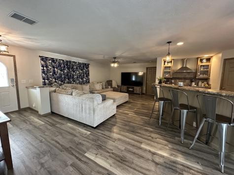 513 North 10th Street Benton IL 62812