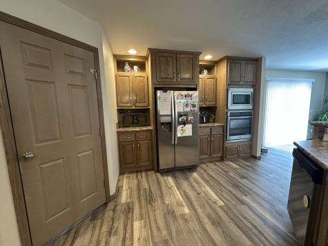 513 North 10th Street Benton IL 62812