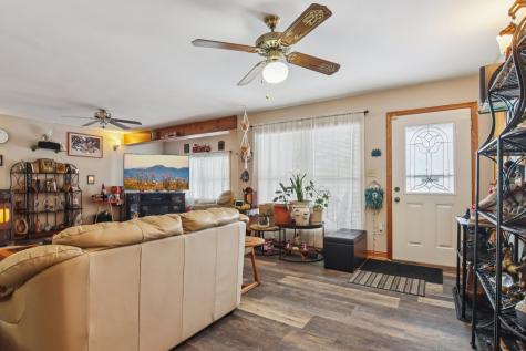 327 Hickory Avenue Romeoville IL 60446