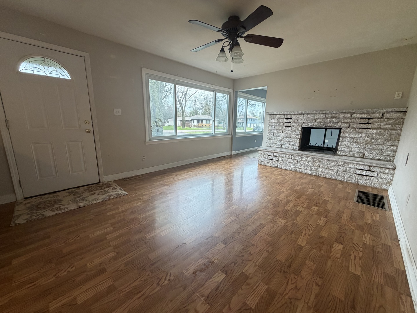28W567 Forest View Avenue Warrenville IL 60555