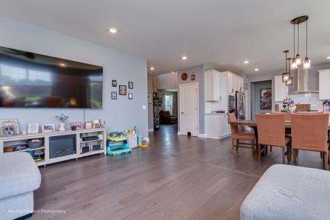 9243 Enstrom Lane Huntley IL 60142