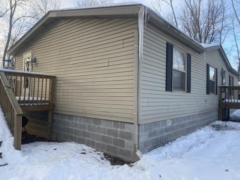 9255 Campbell Street Benton IL 62812