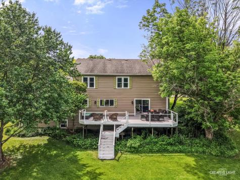 40W880 South Bridle Creek Drive St. Charles IL 60175