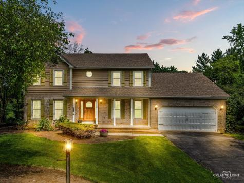 40W880 South Bridle Creek Drive St. Charles IL 60175
