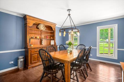 40W880 South Bridle Creek Drive St. Charles IL 60175