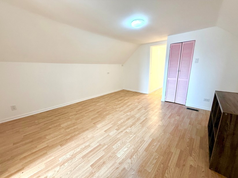 3439 South Claremont Avenue Chicago IL 60608