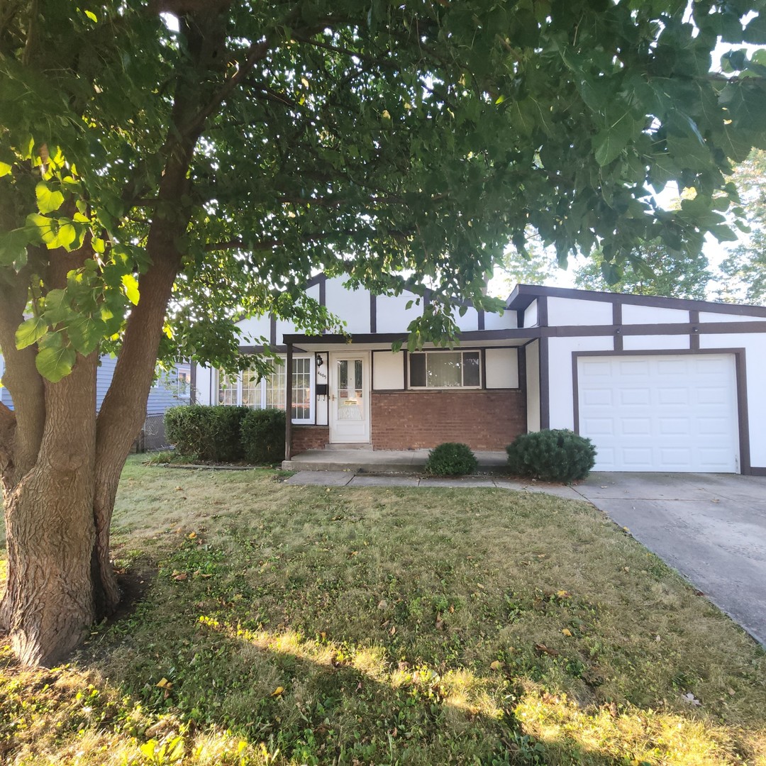 4605 West 84th Place Chicago IL 60652