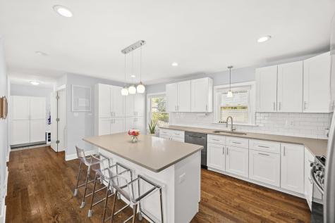 100 North Eastwood Avenue Mount Prospect IL 60056