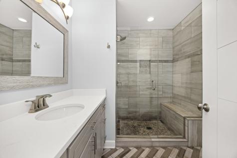 100 North Eastwood Avenue Mount Prospect IL 60056