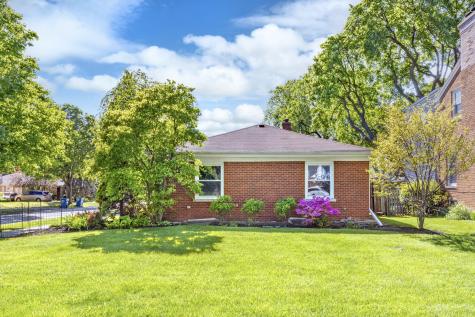 100 North Eastwood Avenue Mount Prospect IL 60056